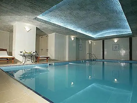 Altinoez 4*