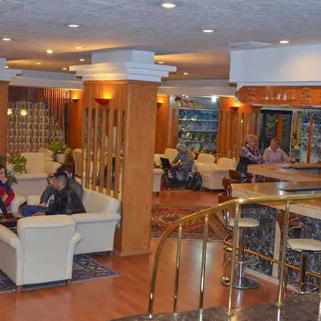 Altinoez Невшехир