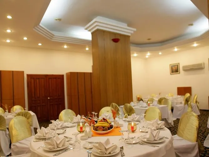 Altinoez 4* Νεβσεχίρ