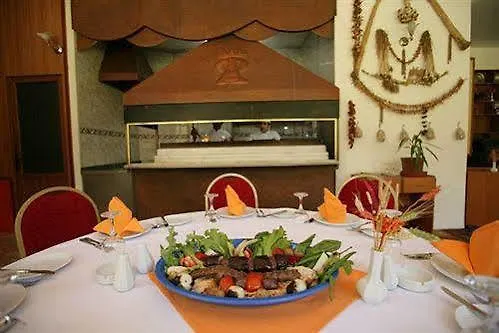 Altinoez Ξενοδοχείο 4*